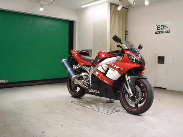 Yamaha YZF-R1  с аукциона в Японии