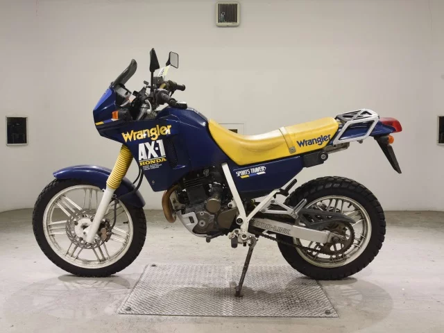 Honda AX-1  с аукциона в Японии