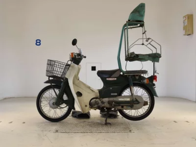 Honda C50