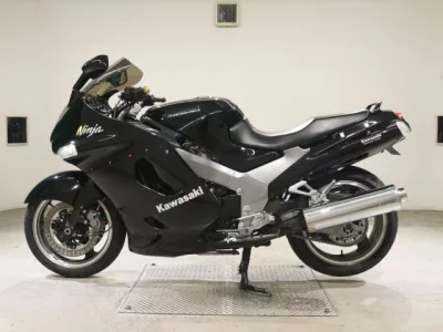 Kawasaki ZZR1100