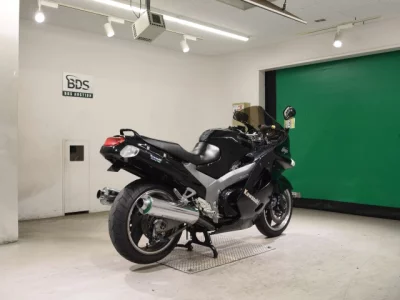 Kawasaki ZZR1100