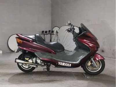 Мотоцикл из Японии Yamaha MAJESTY 250