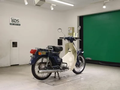Honda C90