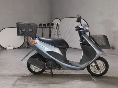 Suzuki ADDRESS V50