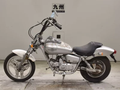 Honda MAGNA 50