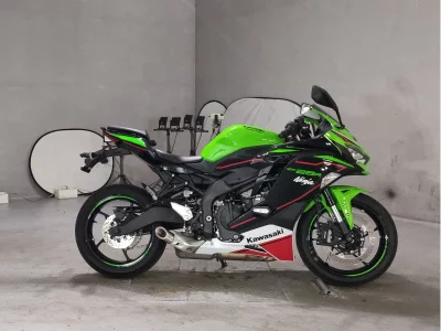 Kawasaki NINJA ZX-25R SE