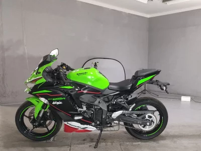 Kawasaki NINJA ZX-25R SE