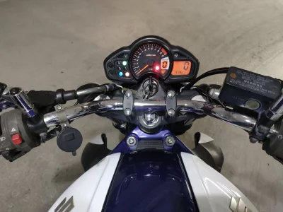 Suzuki GLADIUS400