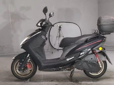 Yamaha CYGNUS125XSR с аукционов Японии