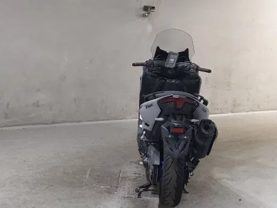 Yamaha T-MAX560