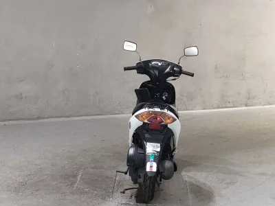 Suzuki ADDRESS V50