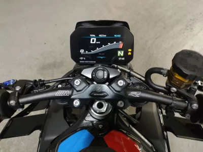 BMW BMW M1000R