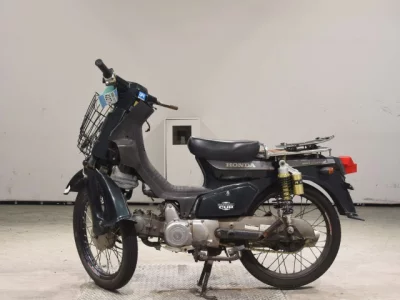 Honda C90