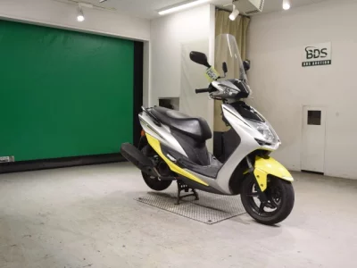 Yamaha CYGNUS 125XSR-3
