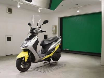 Yamaha CYGNUS 125XSR-3
