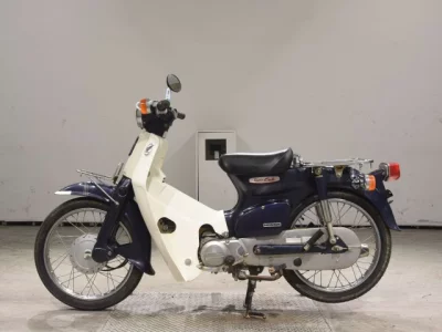 Honda C90