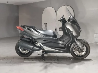 Yamaha X-MAX250