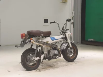 Honda DUCKS70