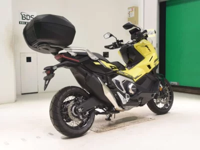 Honda X-ADV750-2