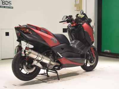 Yamaha X-MAX250A с аукционов Японии