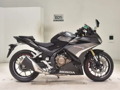 Honda CBR400R-2