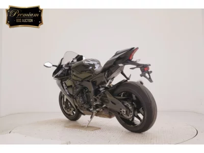 Yamaha YZF-R1