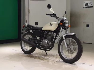 Honda CB223S