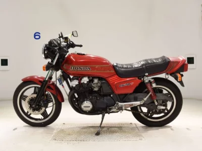 Мотоцикл из Японии Honda CB750