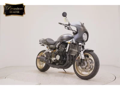Kawasaki Z900RSKAFE