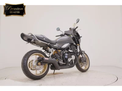 Kawasaki Z900RSKAFE