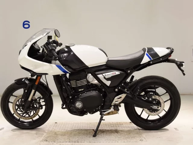 Triumph TRIUMPH  THRUXTON 400 2026
