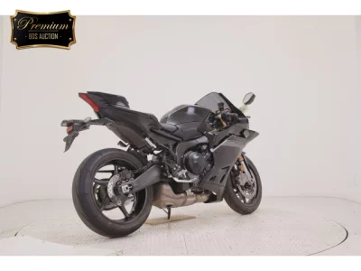 Yamaha YZF-R9