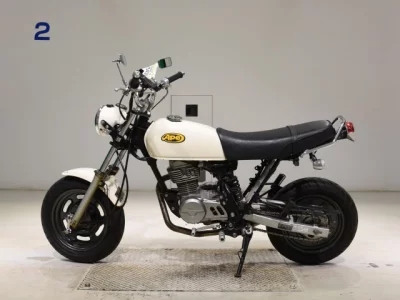 Honda APE100