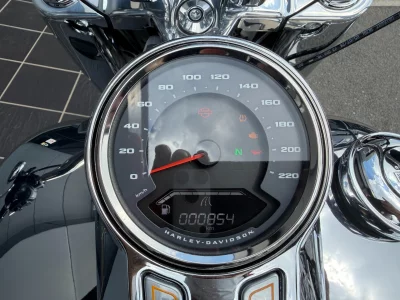 Yamaha SR400-1