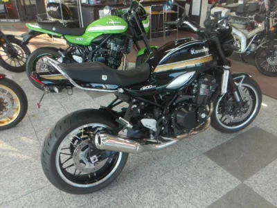 Kawasaki Z900RS