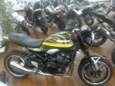 Kawasaki Z900RS