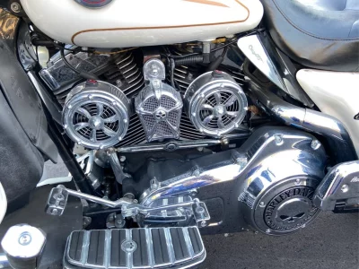 Harley-Davidson HARLEY FLHTCU1580-1690