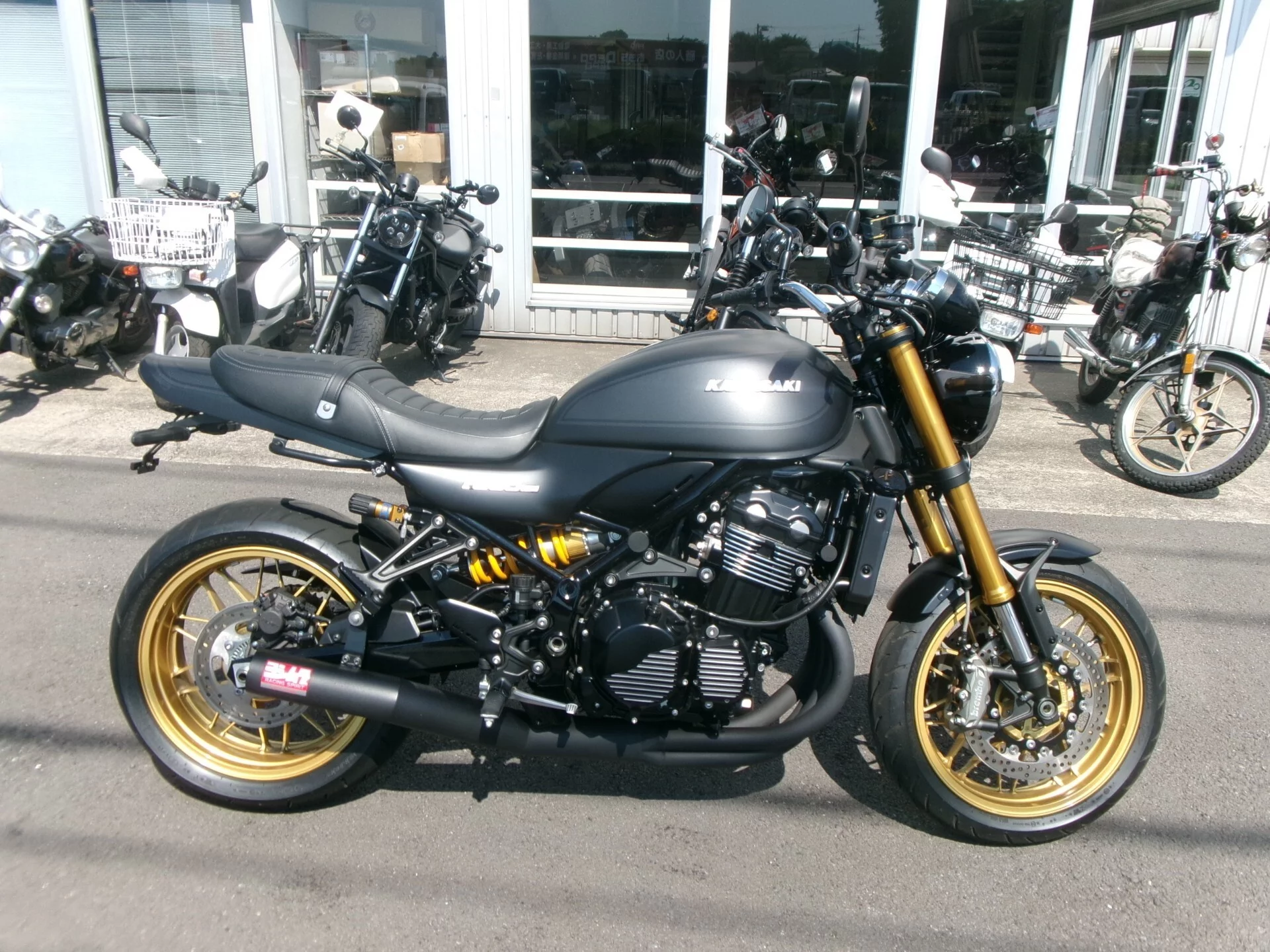 Kawasaki Z900RS 2024