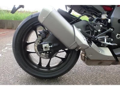 Yamaha YZF-R1
