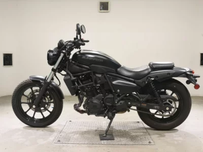 Kawasaki ELIMINATOR 400-3