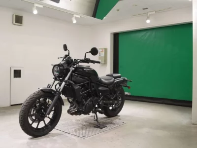 Kawasaki ELIMINATOR 400-3
