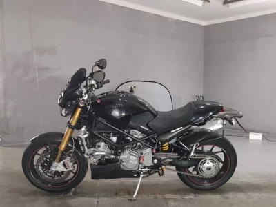 Мотоцикл из Японии Ducati 