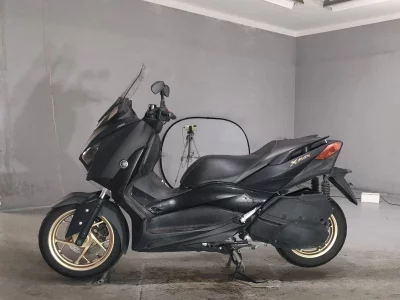 Yamaha X-MAX250