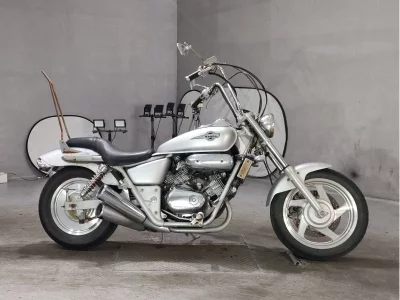 Honda MAGNA 250