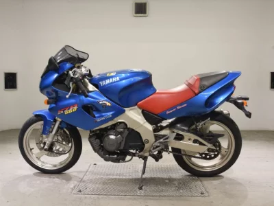 Yamaha SZR660