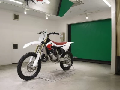 Yamaha YZ125