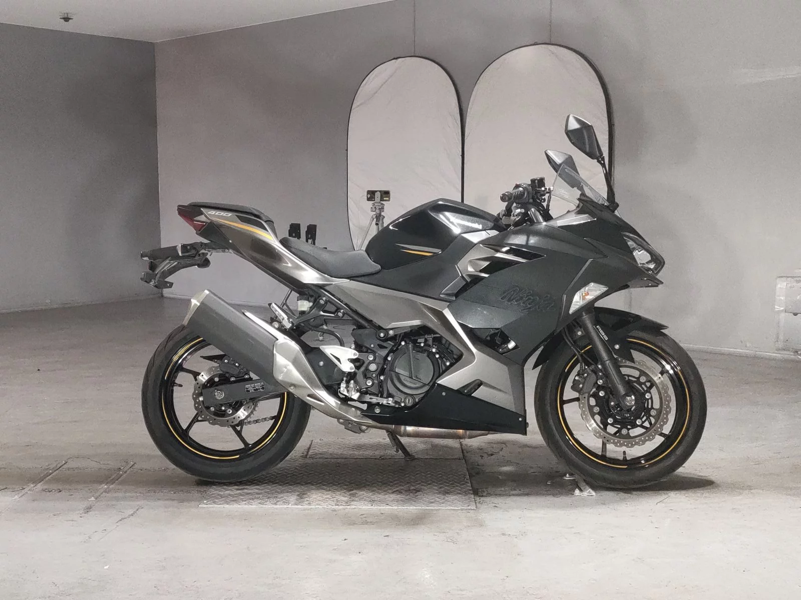 Kawasaki NINJA400 2021