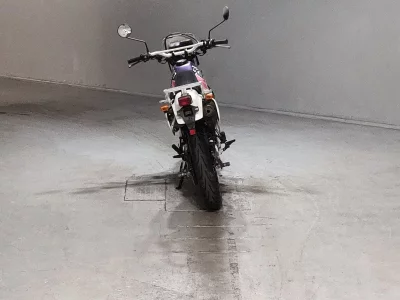 Honda XLR200R