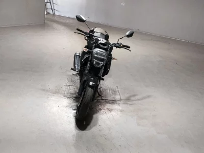 Suzuki JIKUSA-150