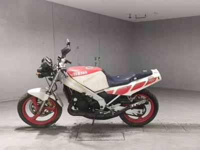 Yamaha TZR250-1